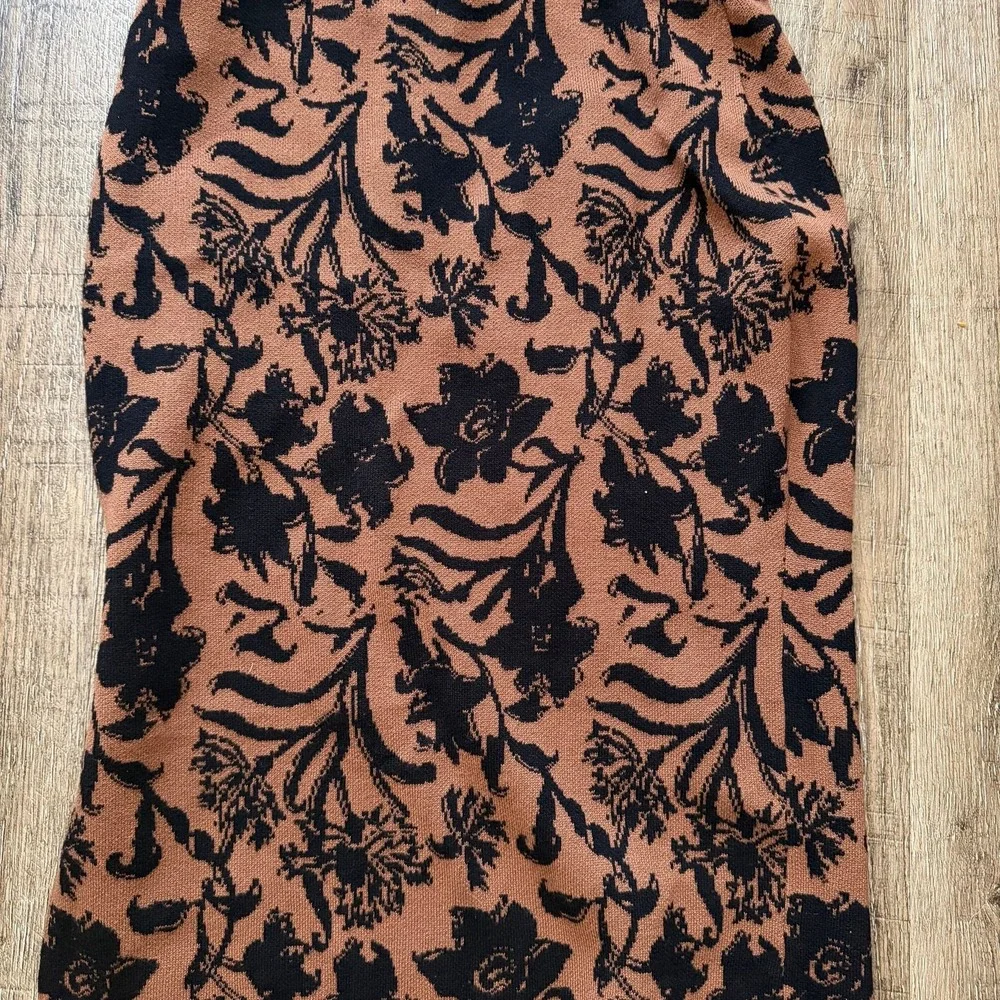 Cherie‎ Collette Brown Black Floral Knit Midi Skirt Side Slit Medium BS0071-SET